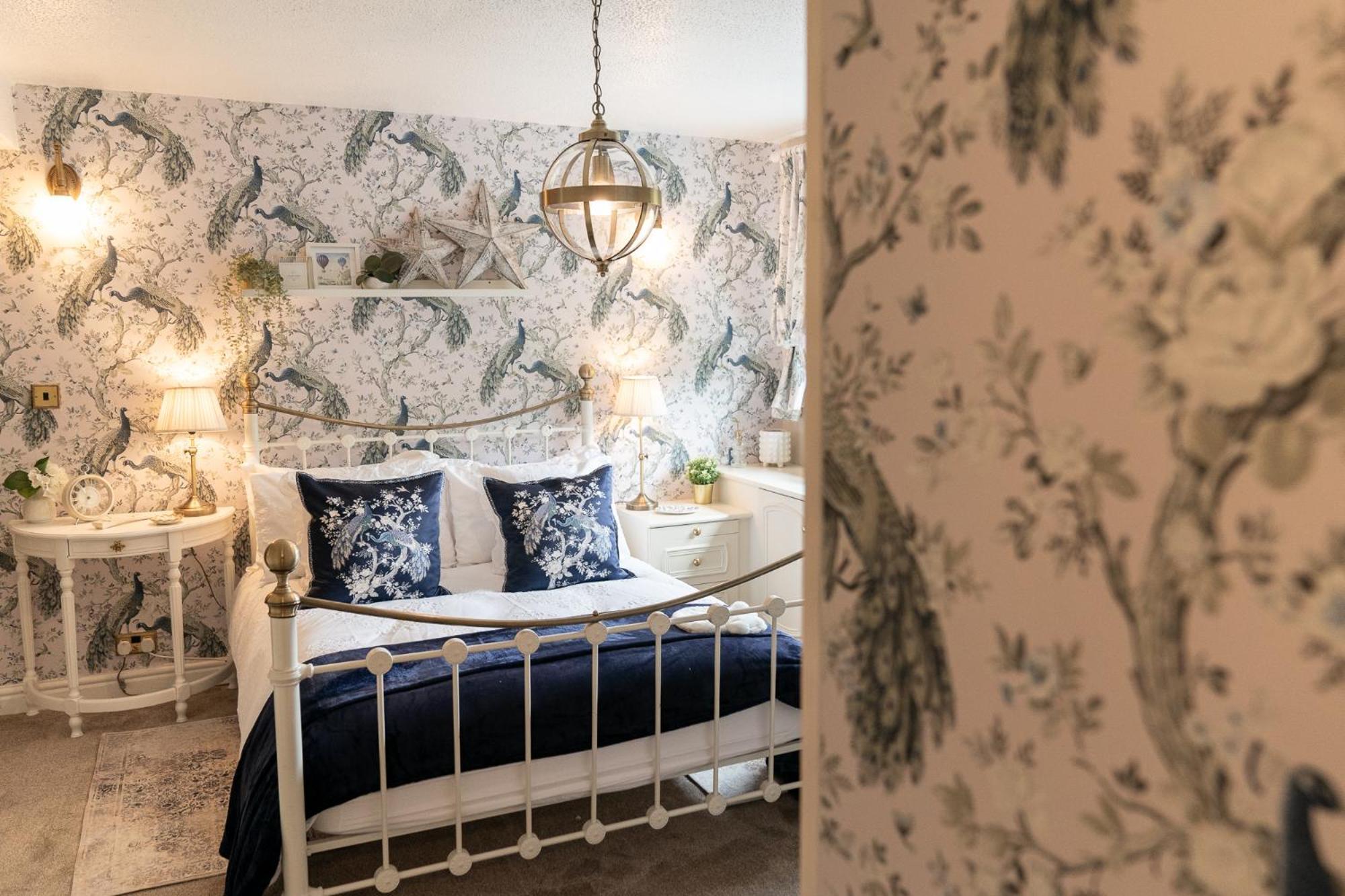 Peacock Room At Field View Cottage Eccleston  Luaran gambar